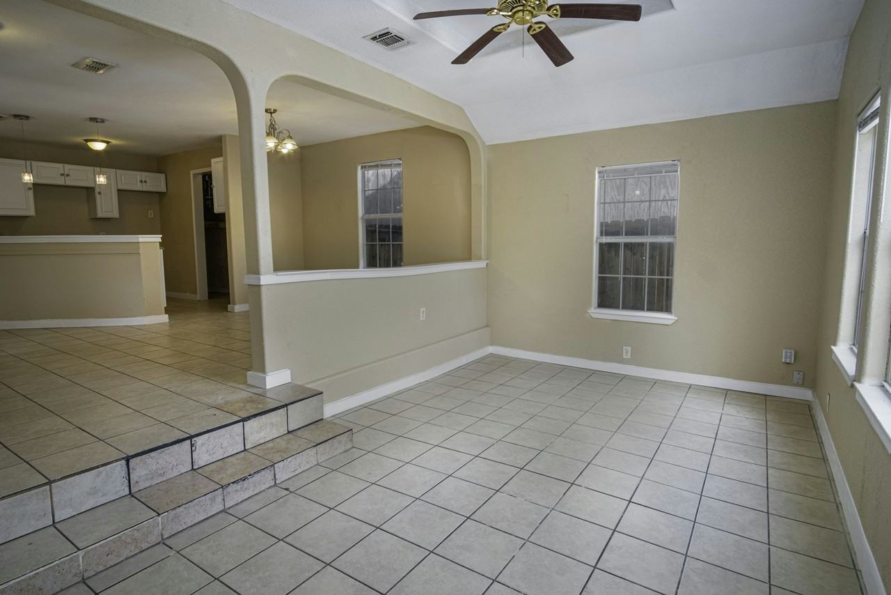 717 North Colorado Street - Photo 7 of 15