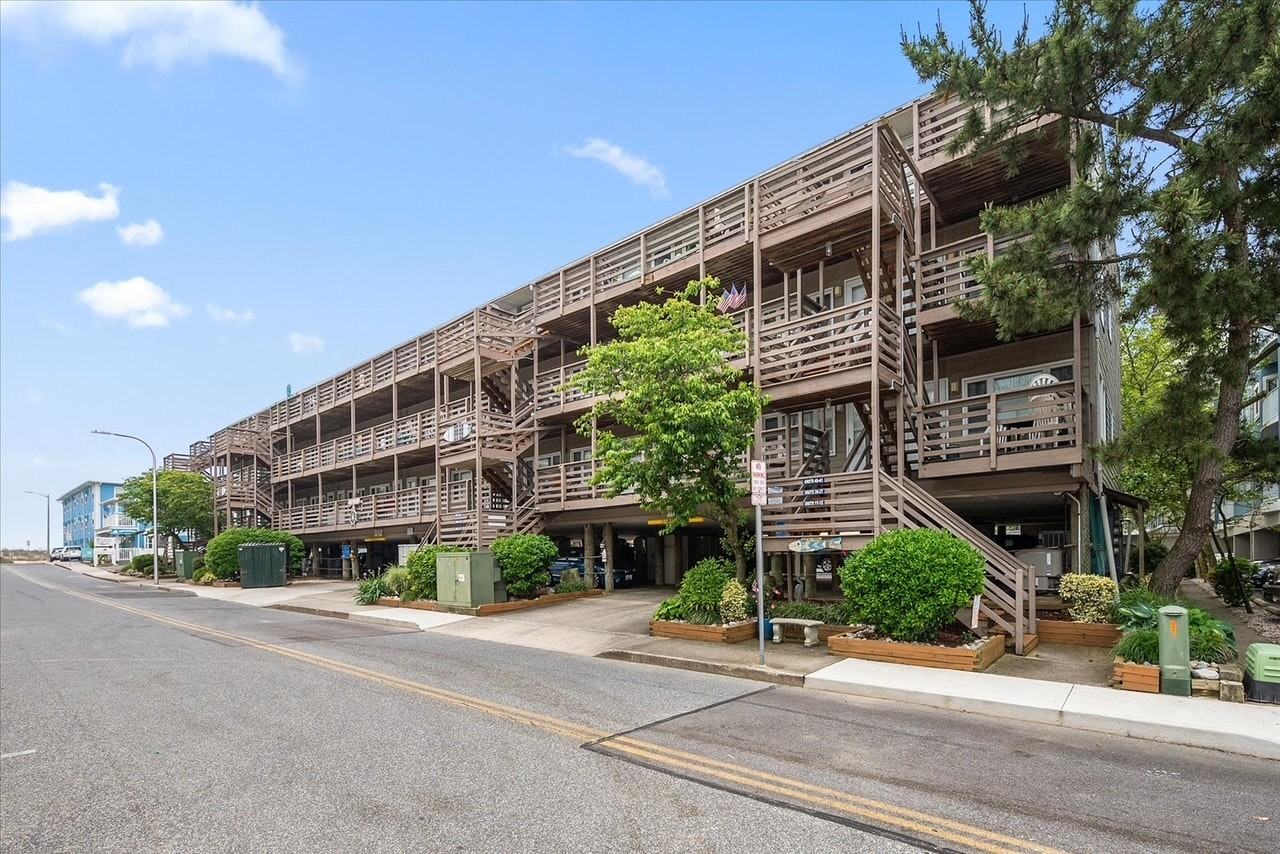 9 46th St, Unit 41 - Photo 2 of 8