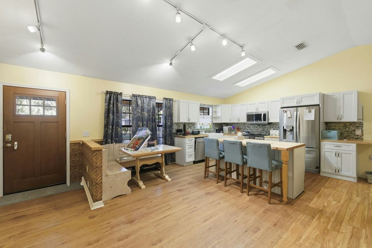 408 Etheredge Street - Photo 3 of 24