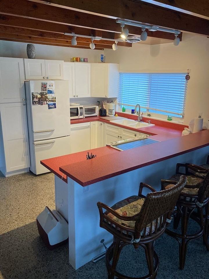 4127 SE Barcelona St - Photo 3 of 7