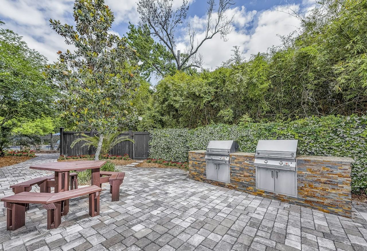 2144 Dunsford Terrace, Unit 4 - Photo 3 of 8