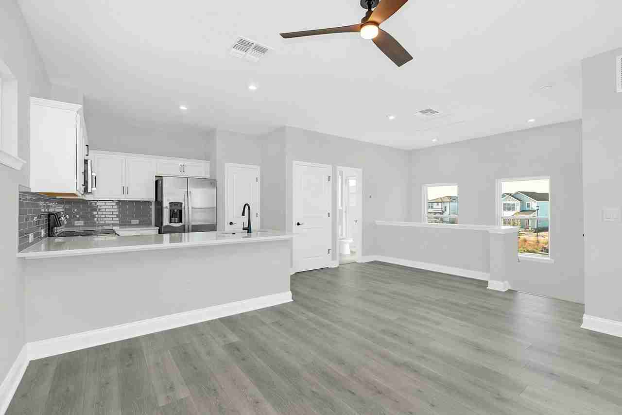 6498 Barnstorm Way - Photo 7 of 26