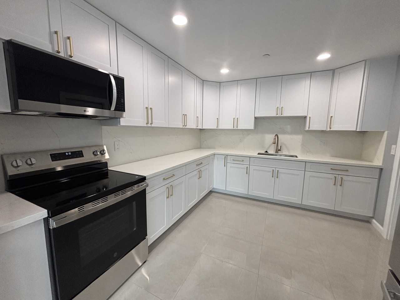 4030 Hoku Ave #2 - Photo 2 of 8