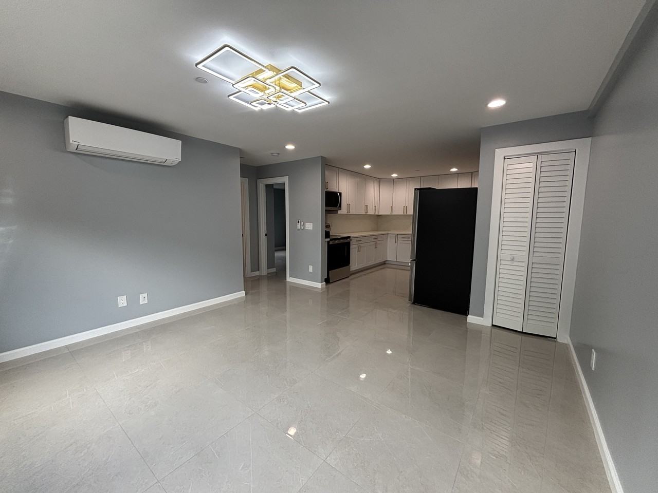 4032 Hoku Ave #2 - Photo 3 of 8