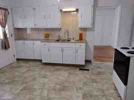 featured image of 4 Apple Ave #1