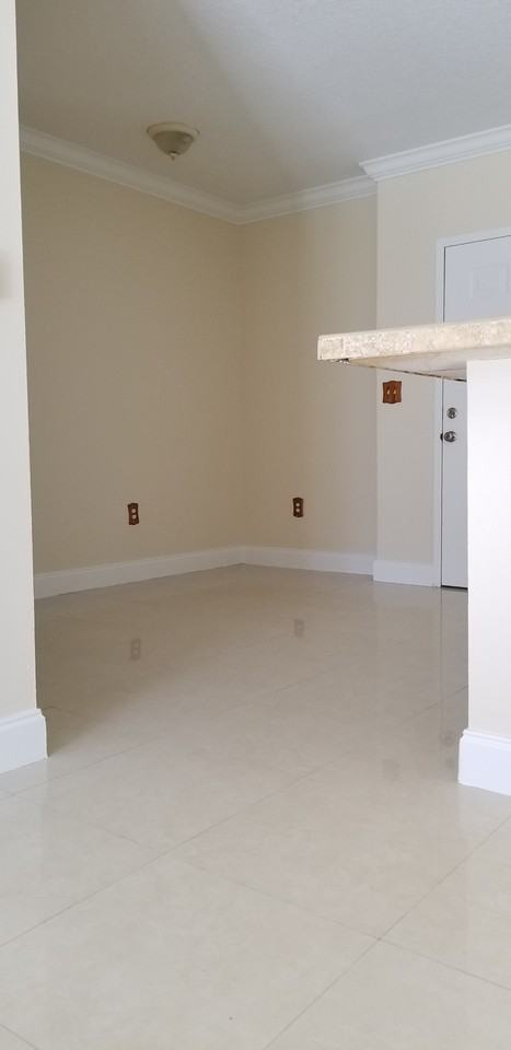 11050 Sw 196th St #103 - Photo 5 of 28