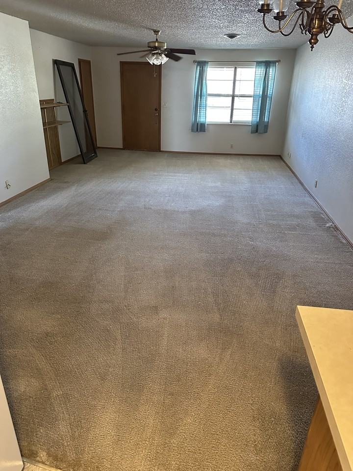 401 E Cherokee St #3 - Photo 4 of 9