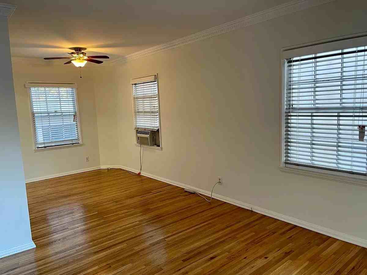 11380 Ovada Pl #11380 - Photo 5 of 35