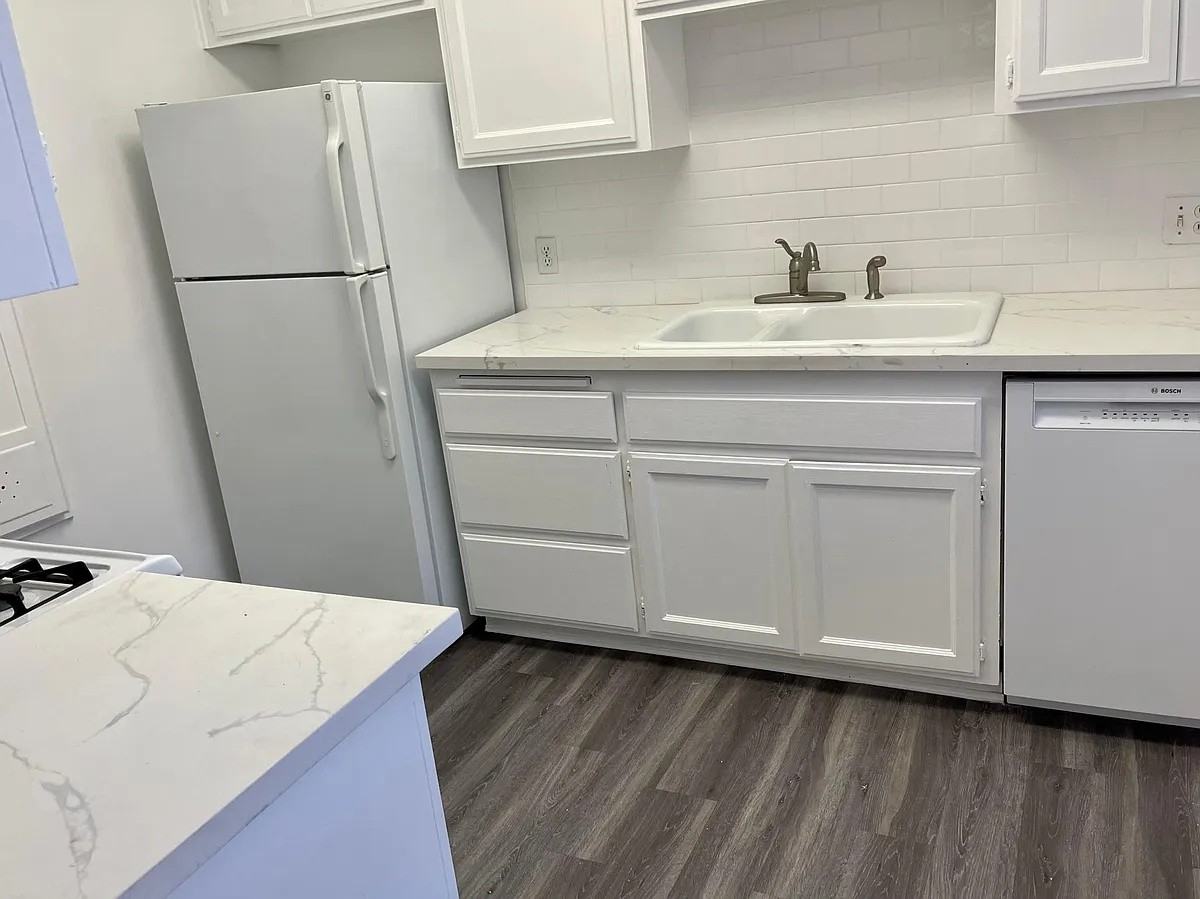 11380 Ovada Pl #11380 - Photo 7 of 35