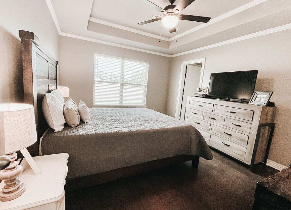 746 Roselawn St #NA - Photo 7 of 16