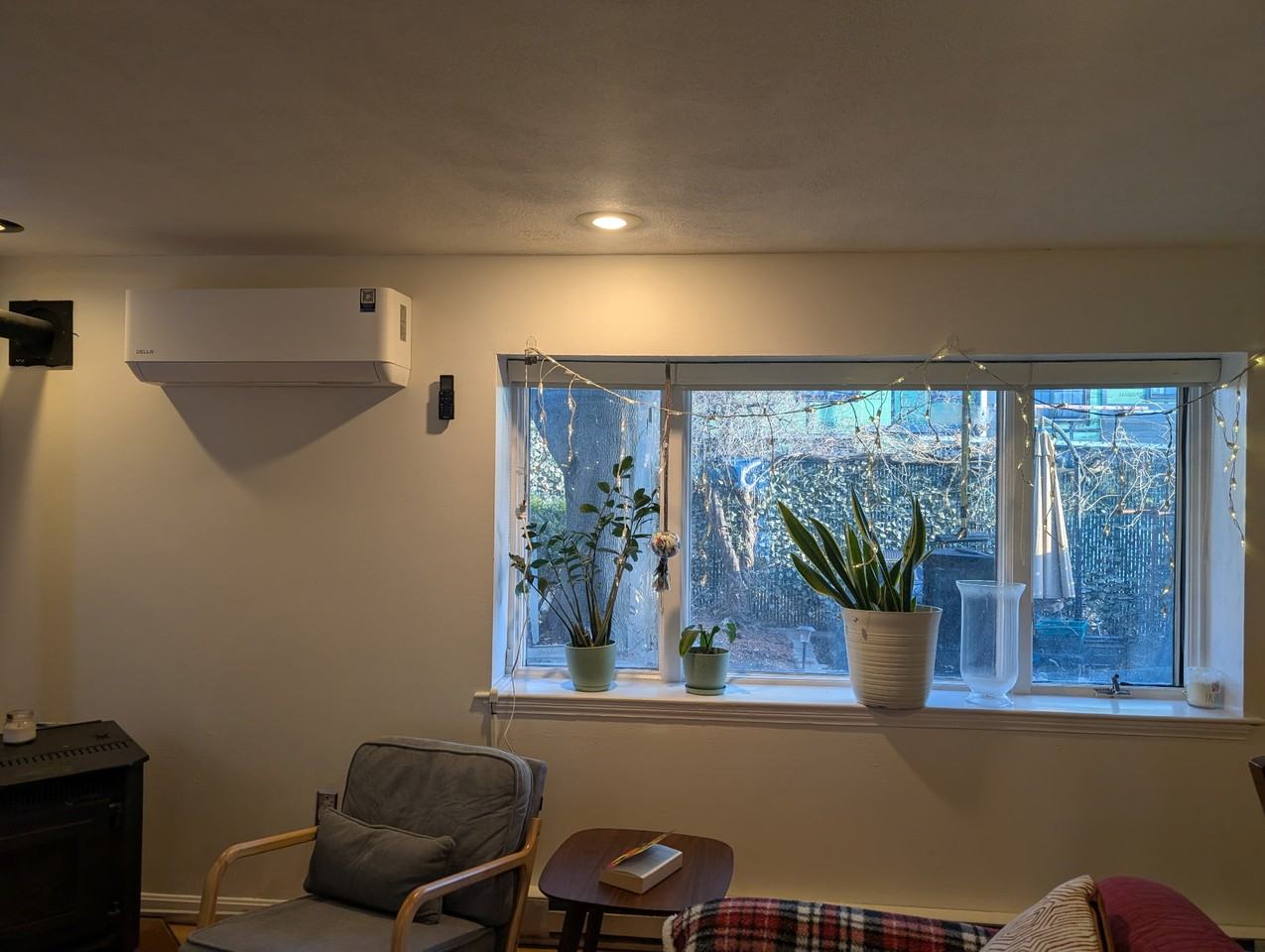 159 Maverick St #1 - Photo 5 of 16