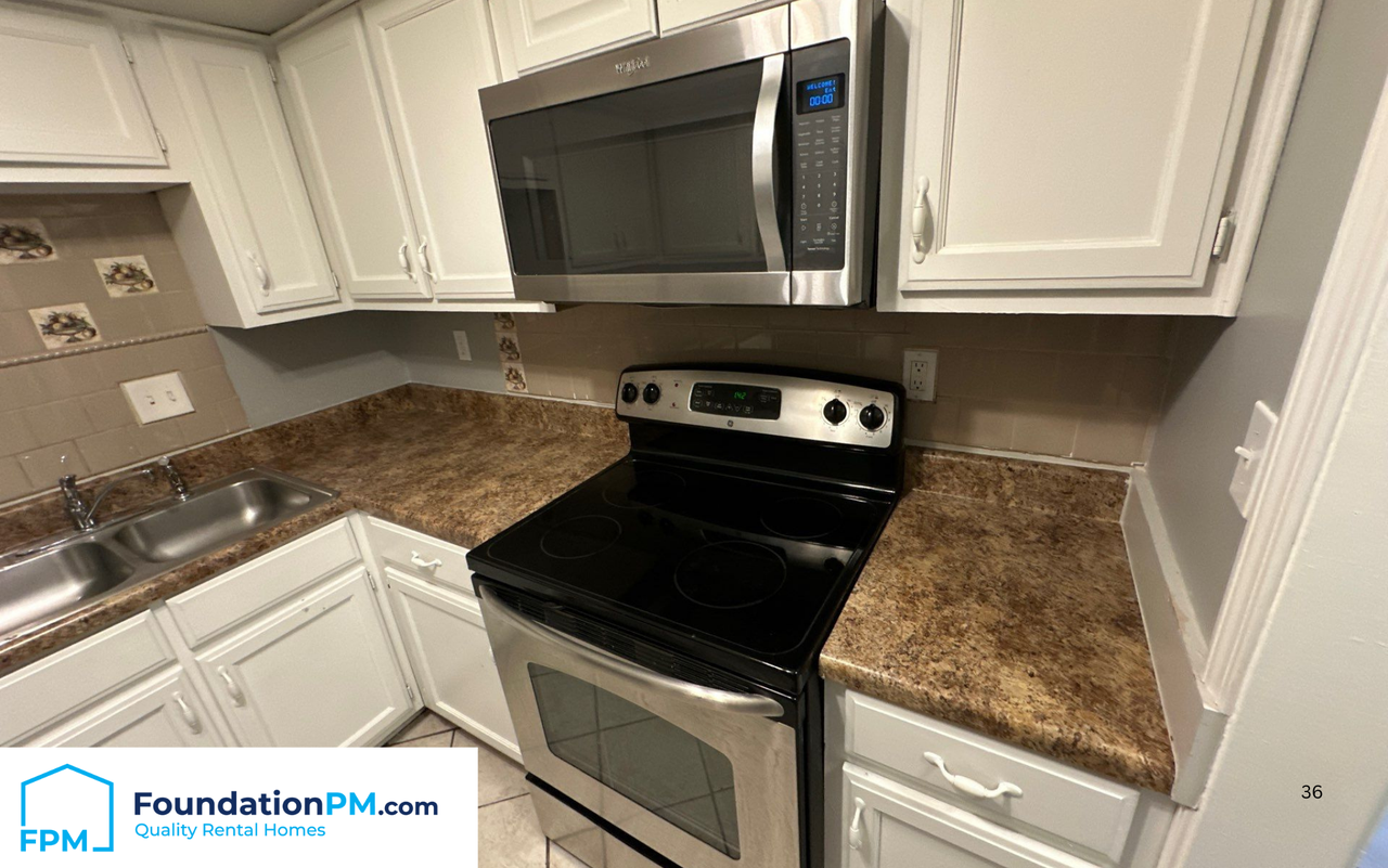 3356 Coachouse Cove - 1Unit 3356 #1 - Photo 5 of 24