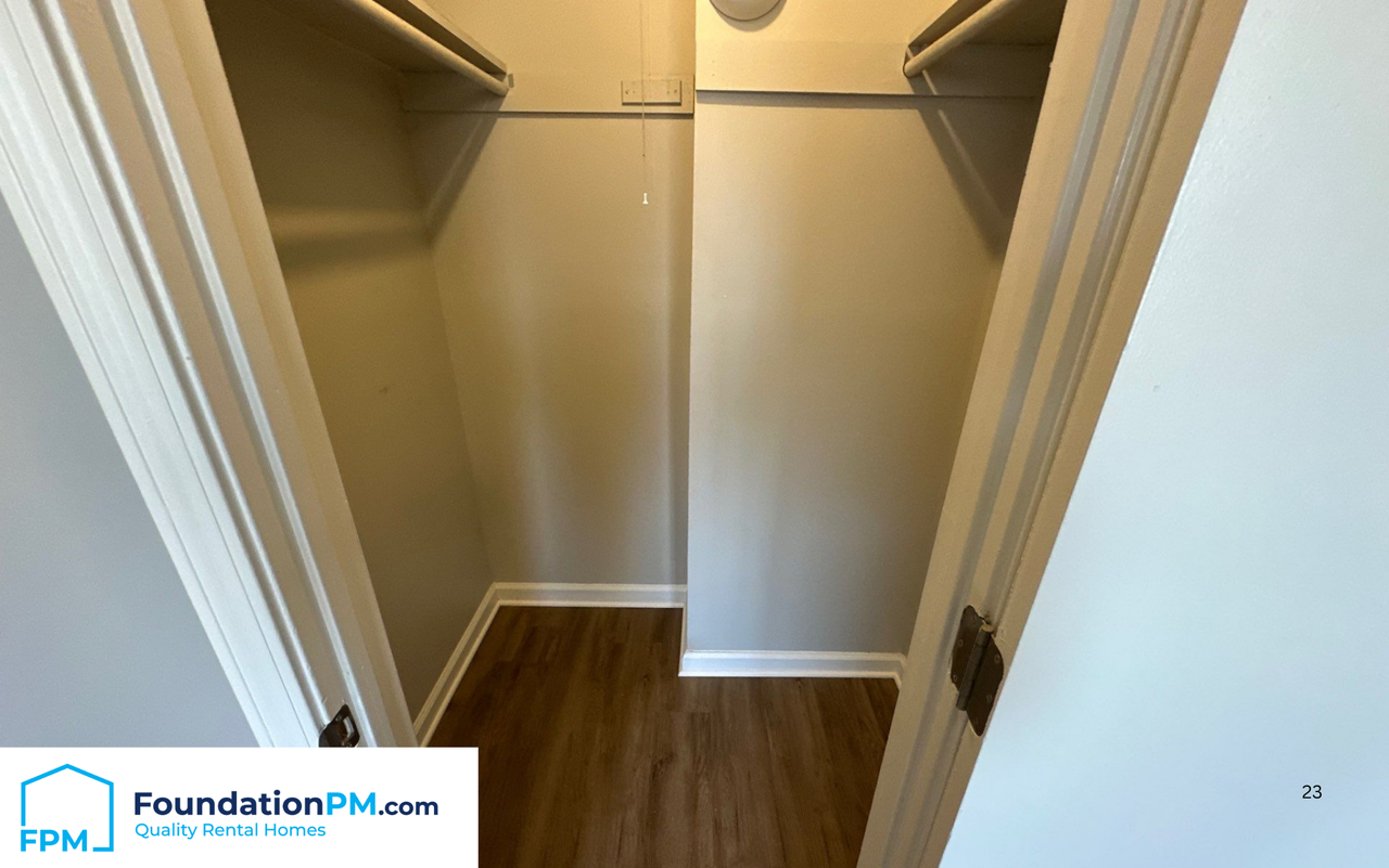 3356 Coachouse Cove - 1Unit 3356 #1 - Photo 6 of 24