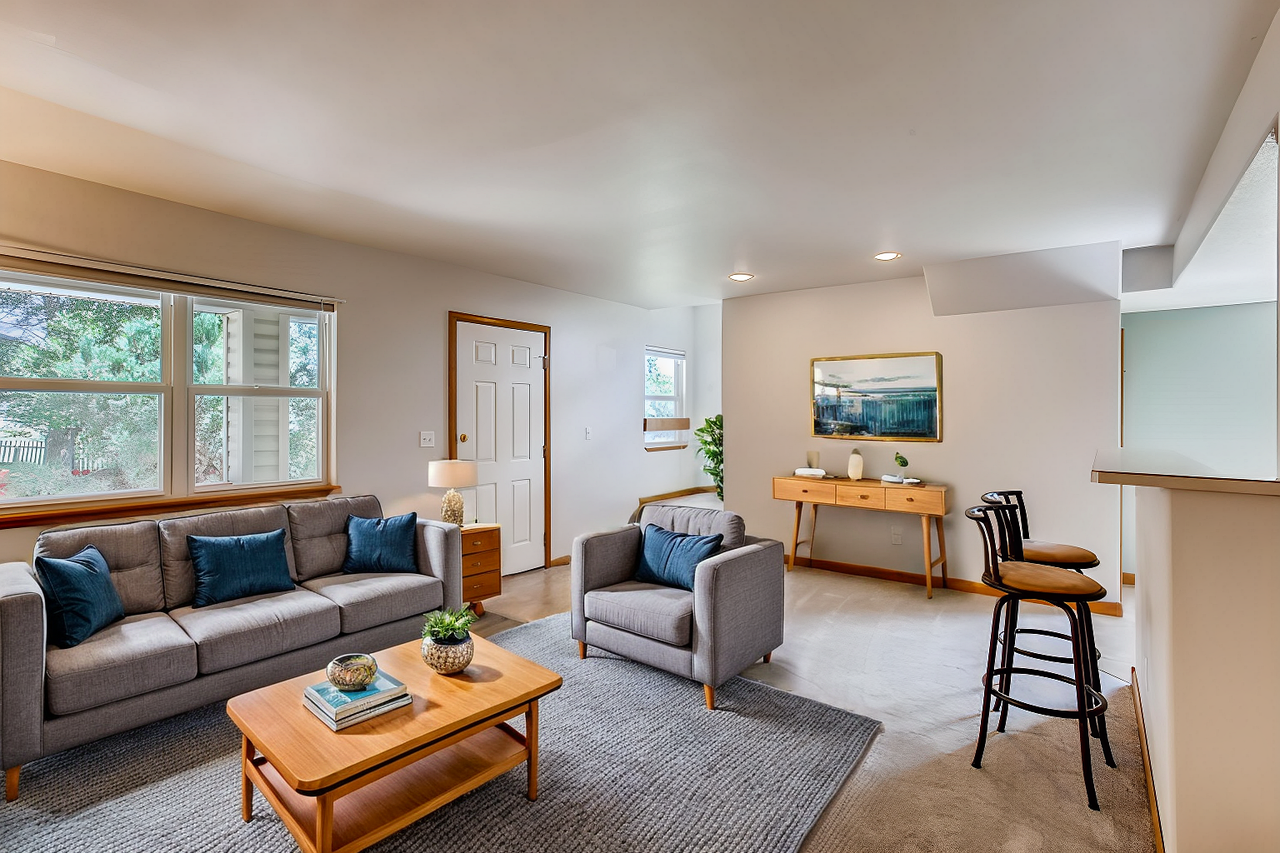 1036 Tierra Ln #D - Photo 2 of 12