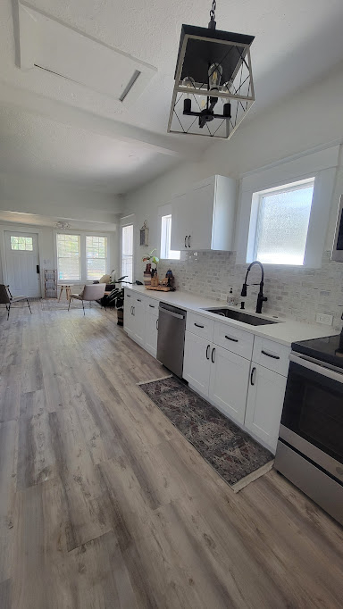 541 Margaret Ct #NA - Photo 6 of 13