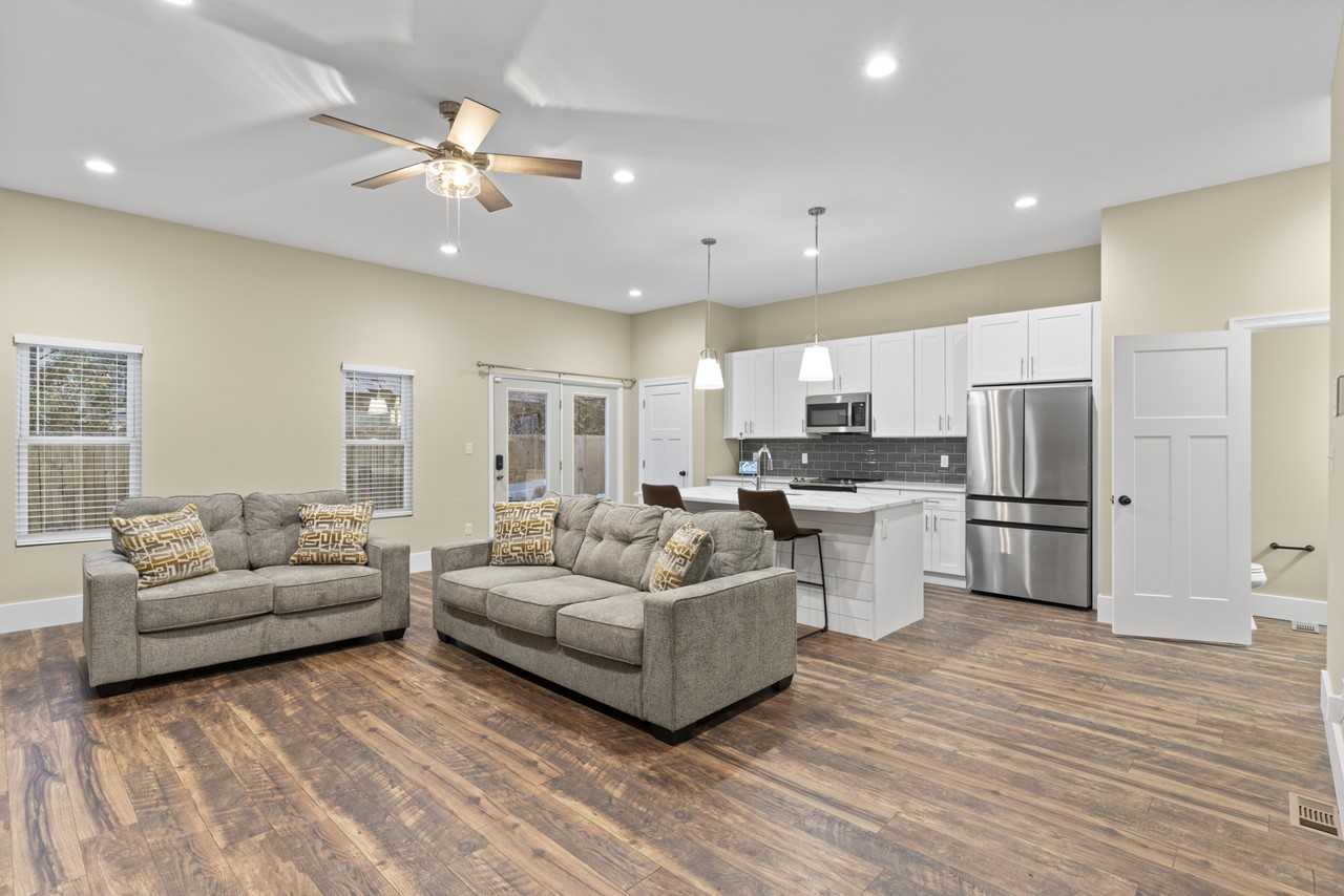 5424 Delmar Ct #5424 - Photo 5 of 15