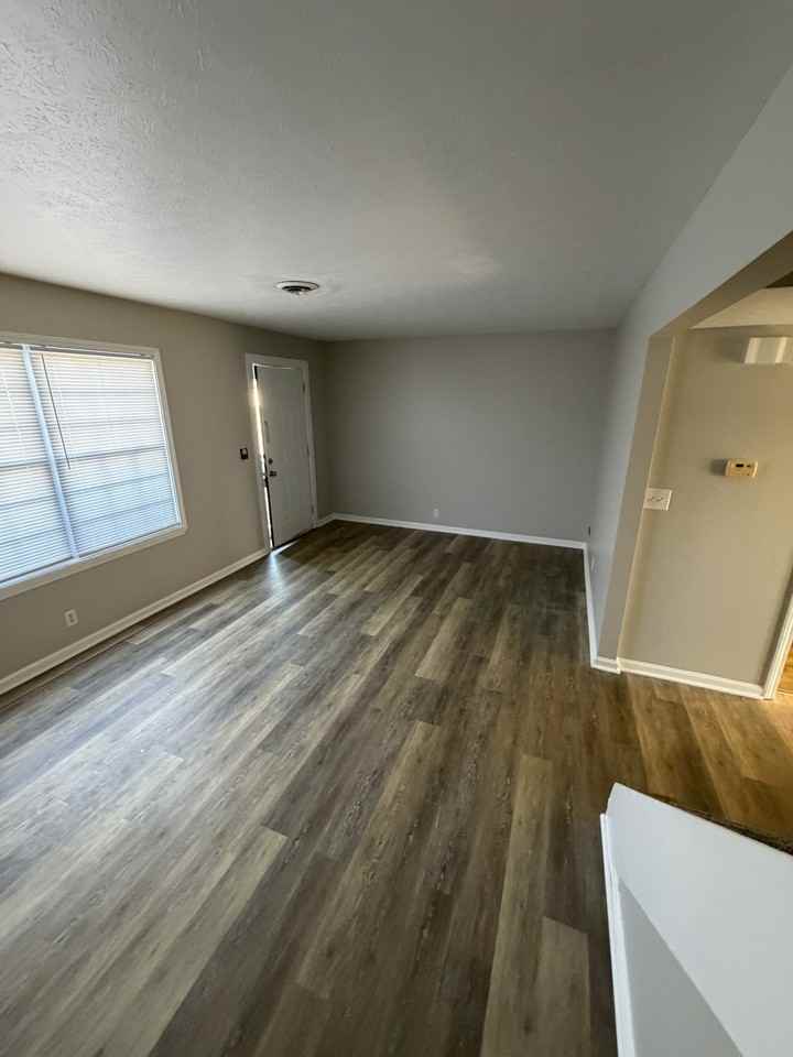 101 Daffodil Dr #4 - Photo 2 of 5