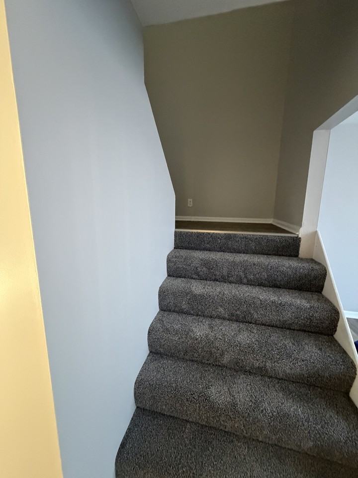 101 Daffodil Dr #4 - Photo 3 of 5