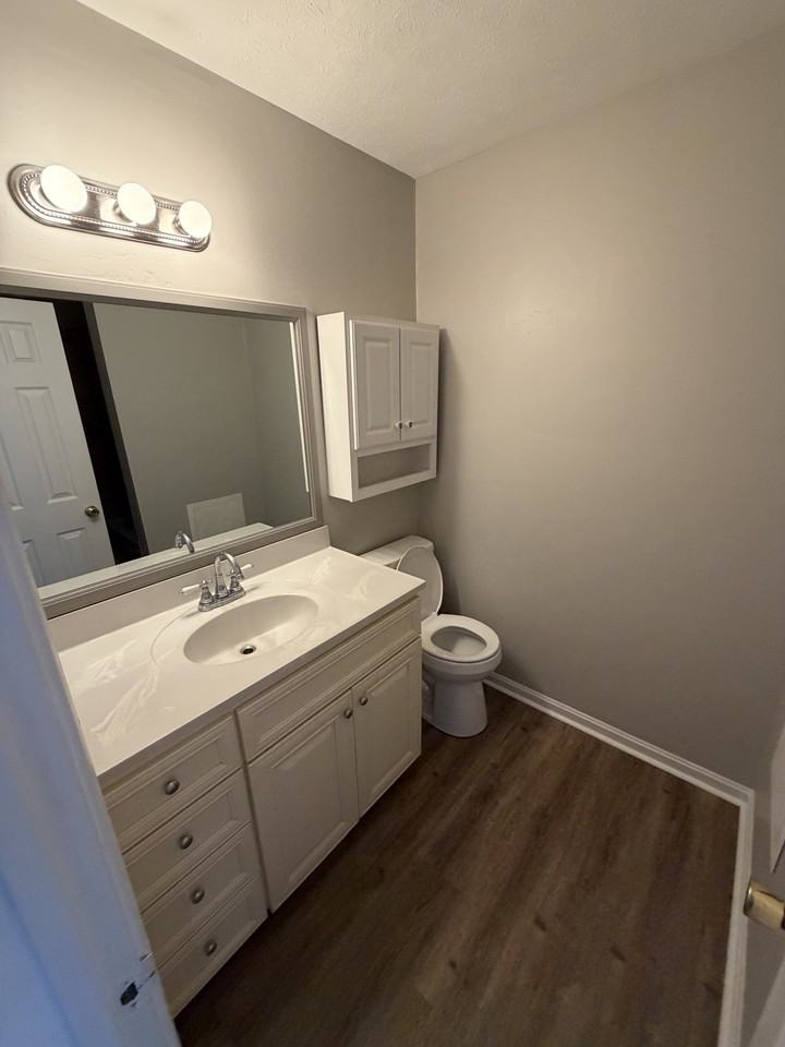 101 Daffodil Dr #4 - Photo 4 of 5