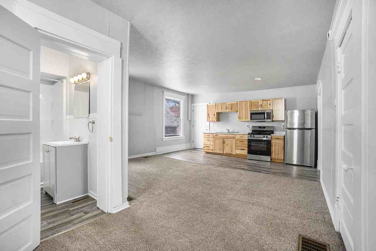 324 Chestnut St #2 - Photo 6 of 15