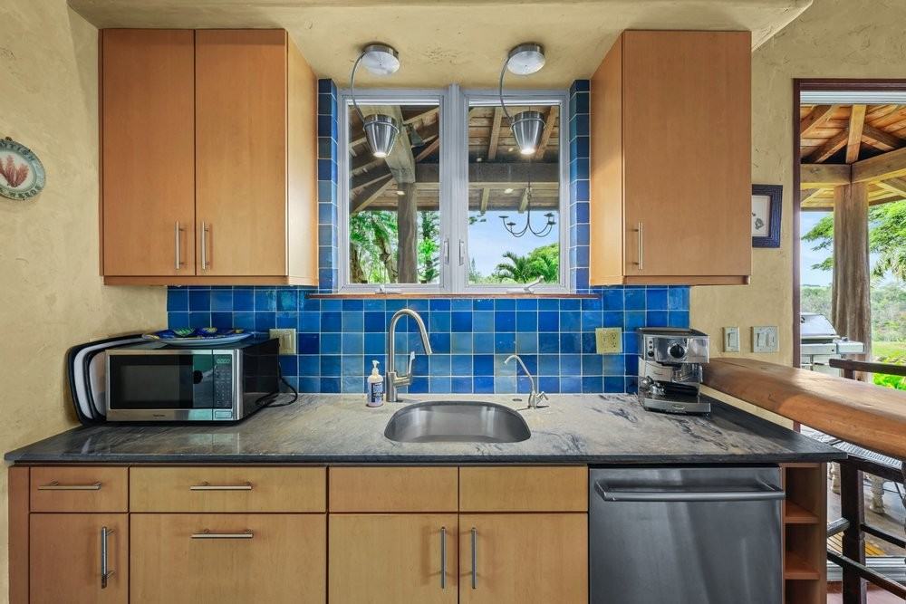 160 Piialii Pl #2 - Photo 4 of 22