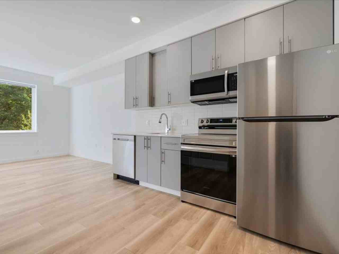 Hermoso View Apartments - Photo 2 of 29