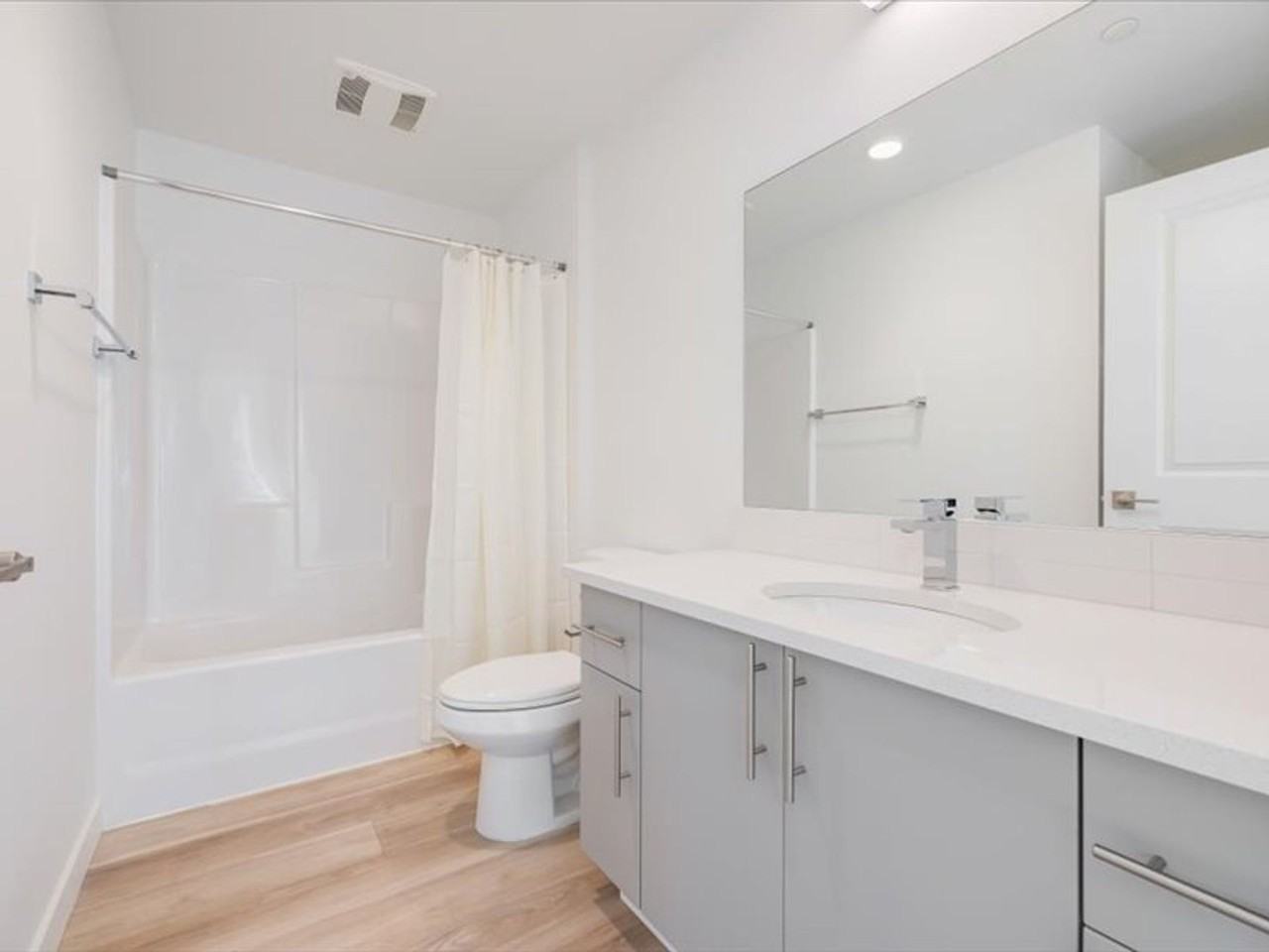 Hermoso View Apartments - Photo 6 of 29