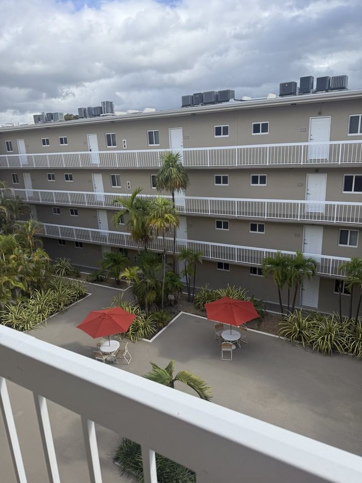 7701 Camino Real #A404