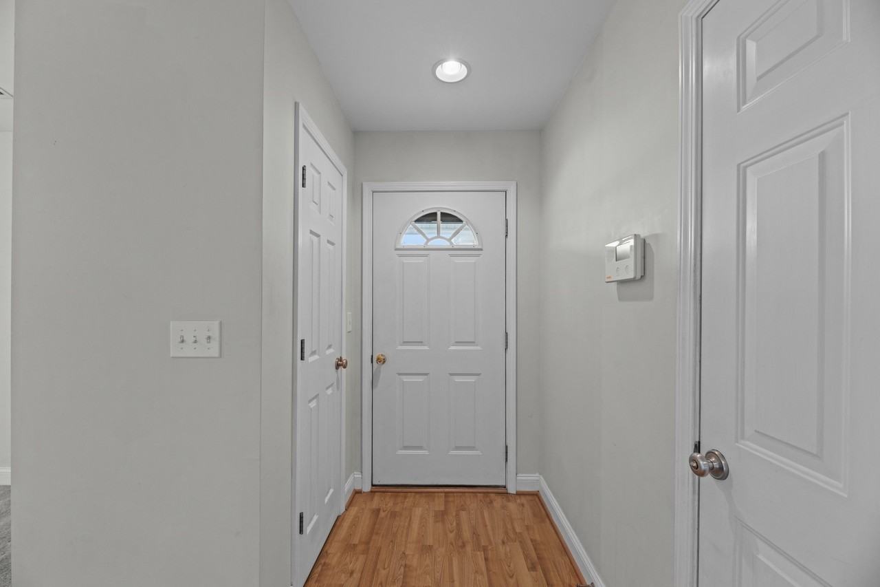 100 Sumatra Ct #1 - Photo 4 of 50