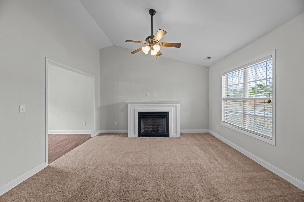 100 Sumatra Ct #1 - Photo 5 of 50