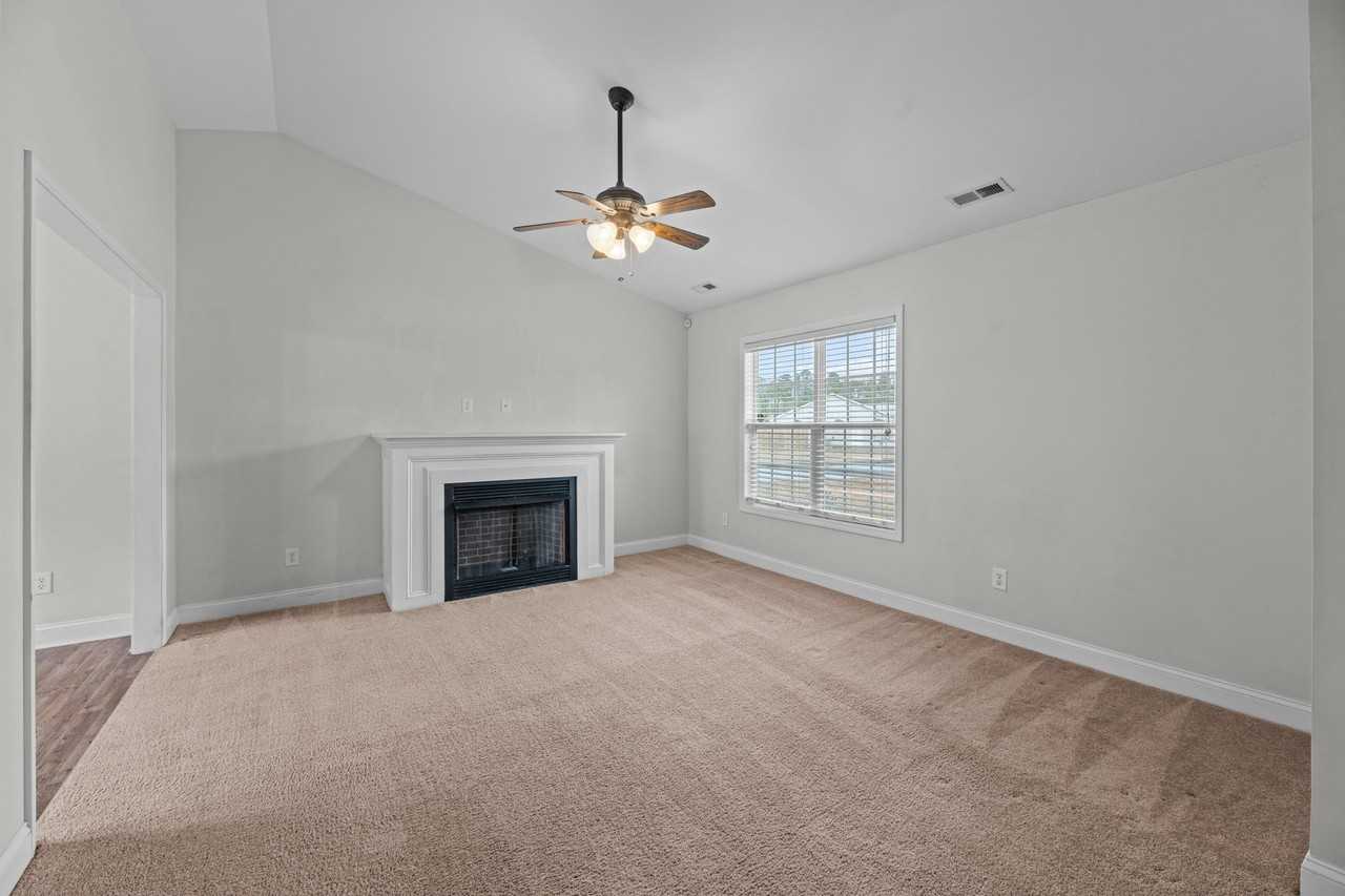 100 Sumatra Ct #1 - Photo 6 of 50