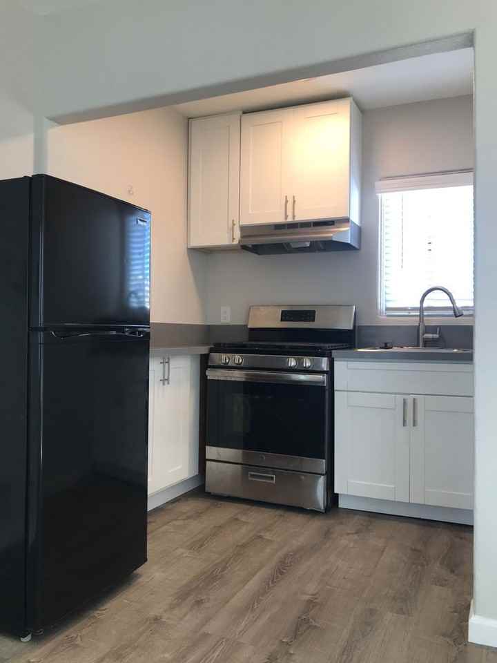 Grand at South O (FKA Coast Hwy) - Photo 3 of 17