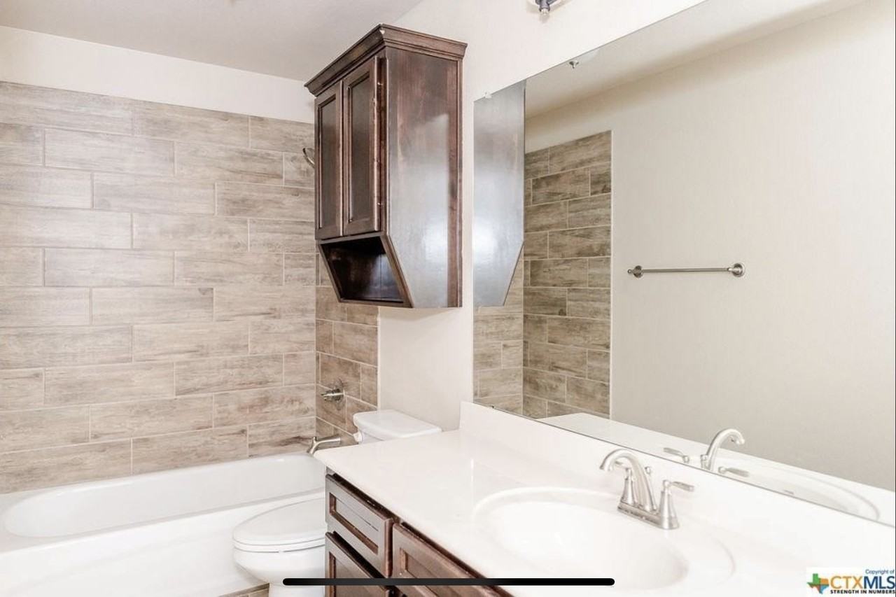 2613 Crystal Ann Dr #NA - Photo 6 of 19