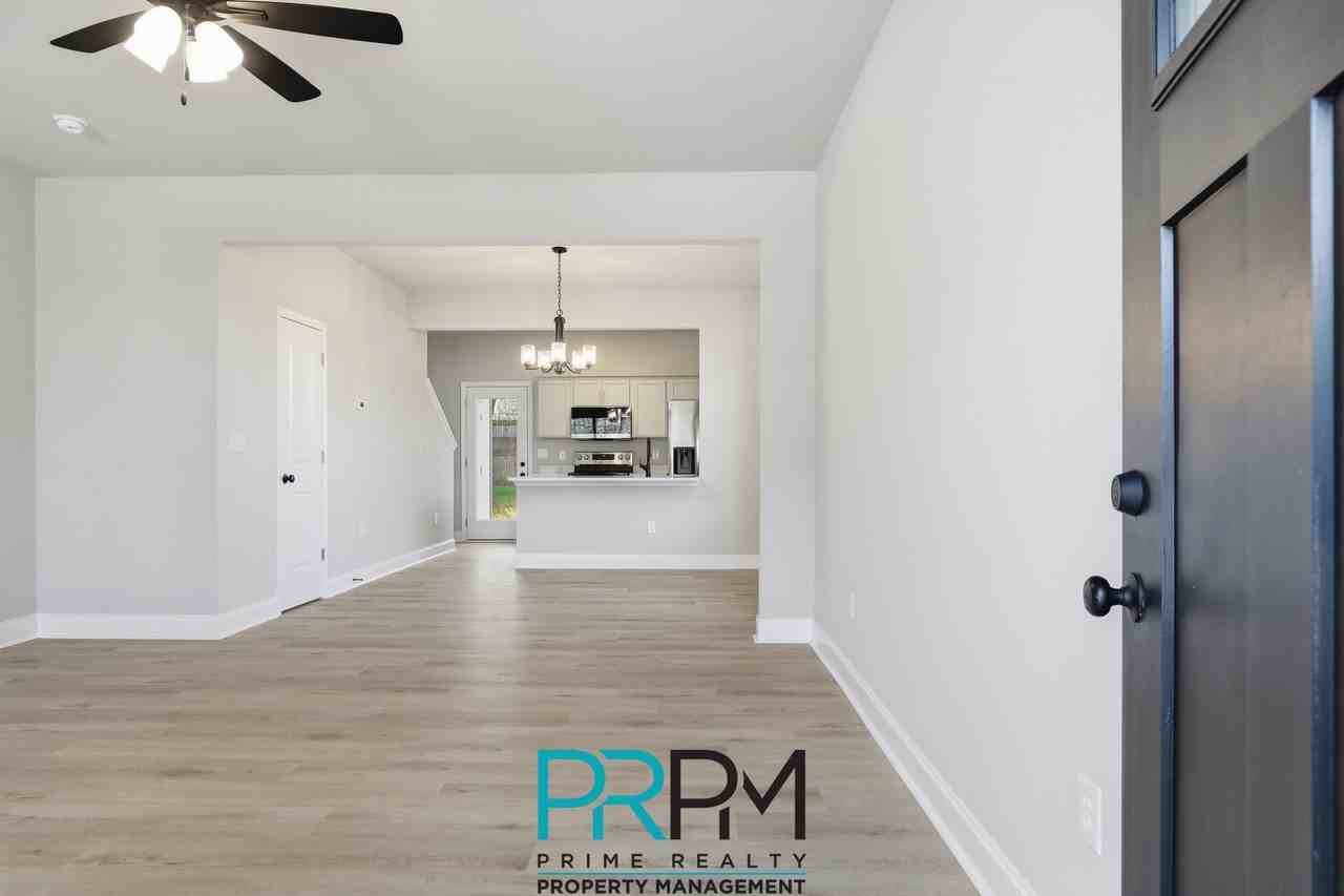 109 Virginia Ave #109 - Photo 2 of 21