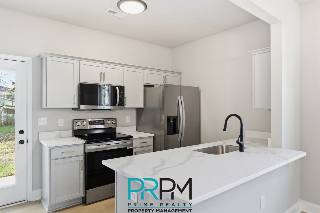 109 Virginia Ave #109 - Photo 7 of 21