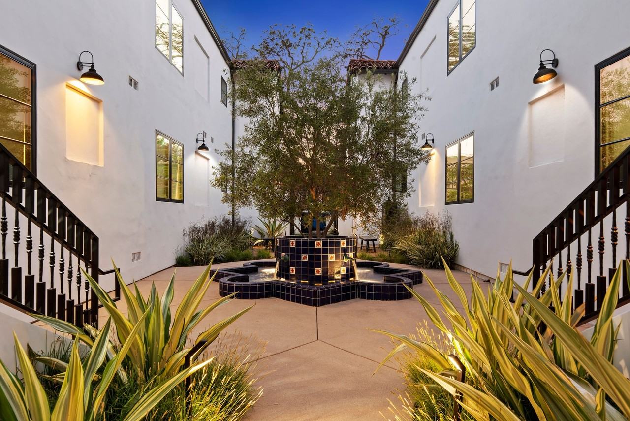 TALA Residences at Oakhurst - Photo 2 of 5