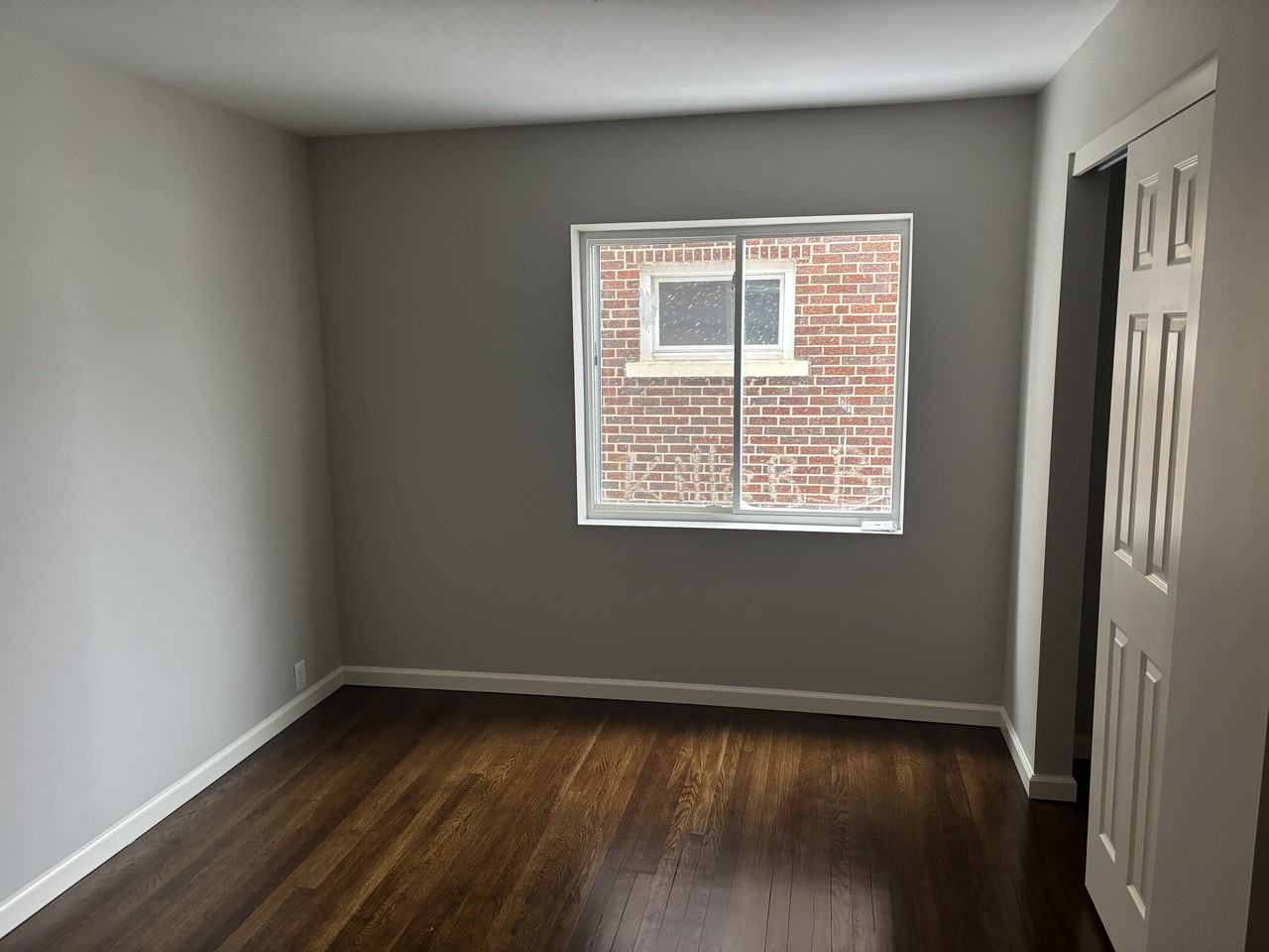 1466 Forest St #B - Photo 4 of 8