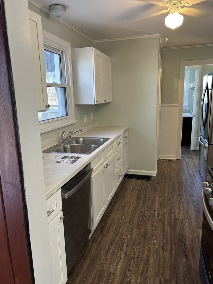 18 Arlington St #1 - Photo 6 of 11