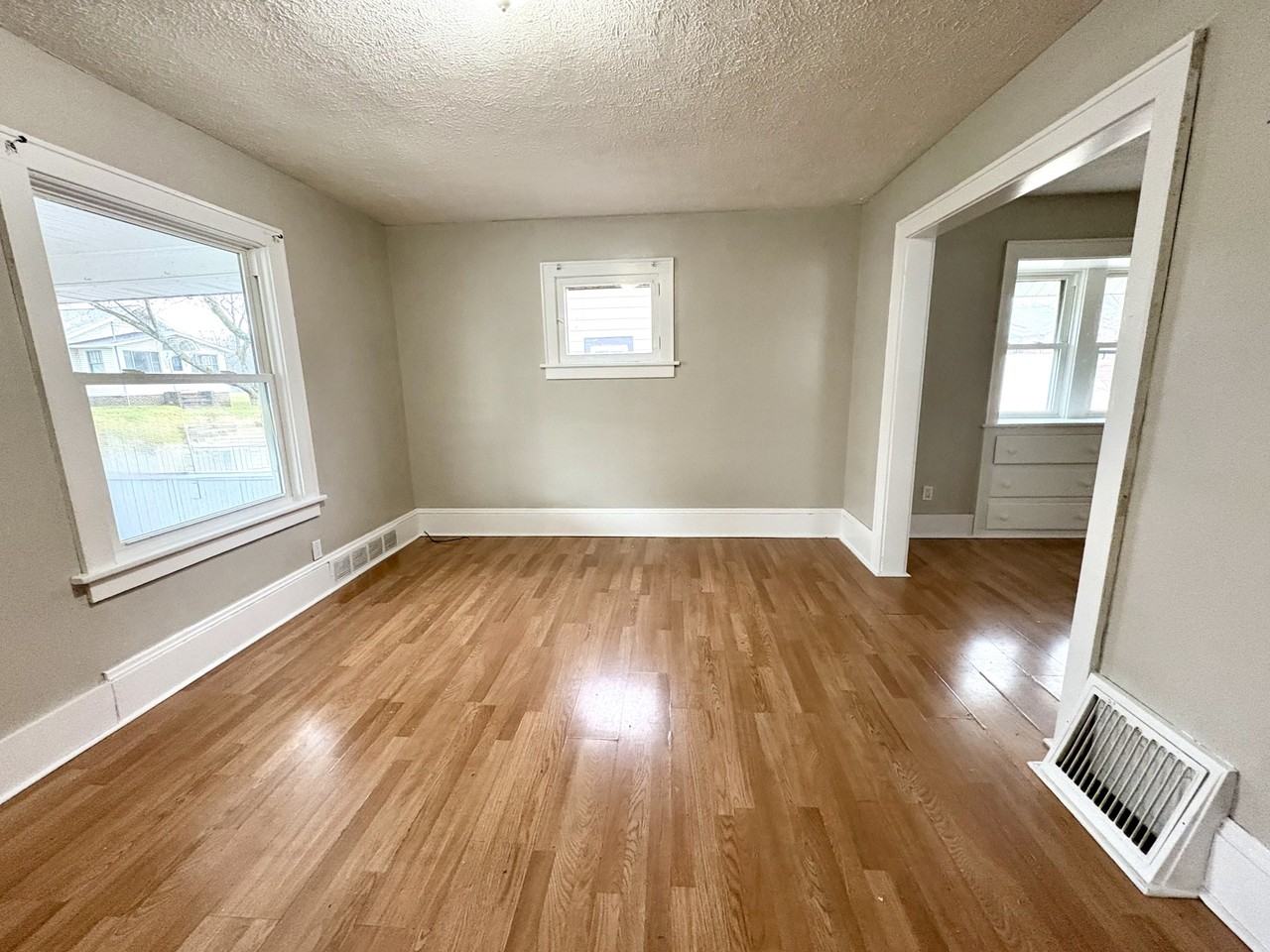 1174 Tampa Ave #1 - Photo 3 of 13