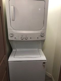 360 Middlefield Rd - Photo 2 of 9