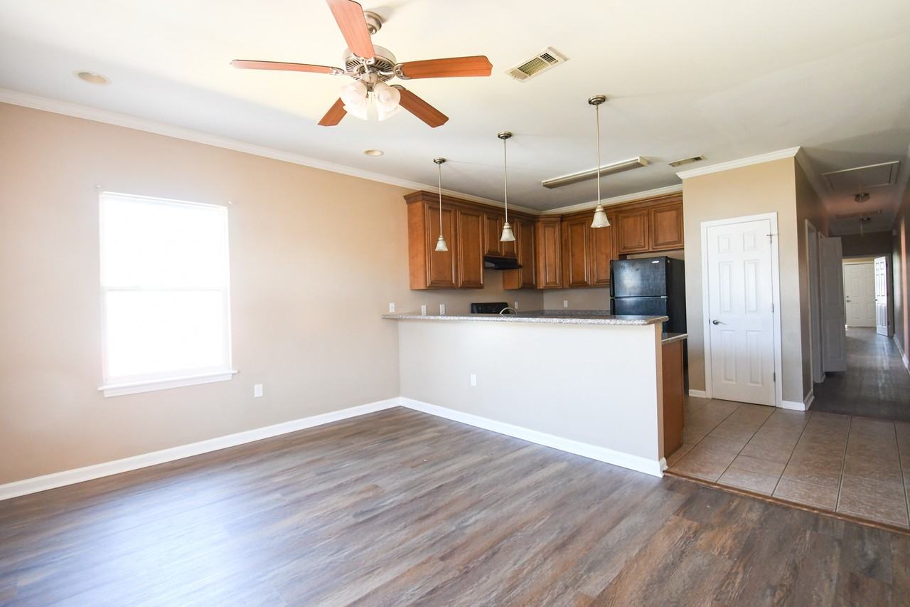 1927 Tricou St #1 - Photo 2 of 7