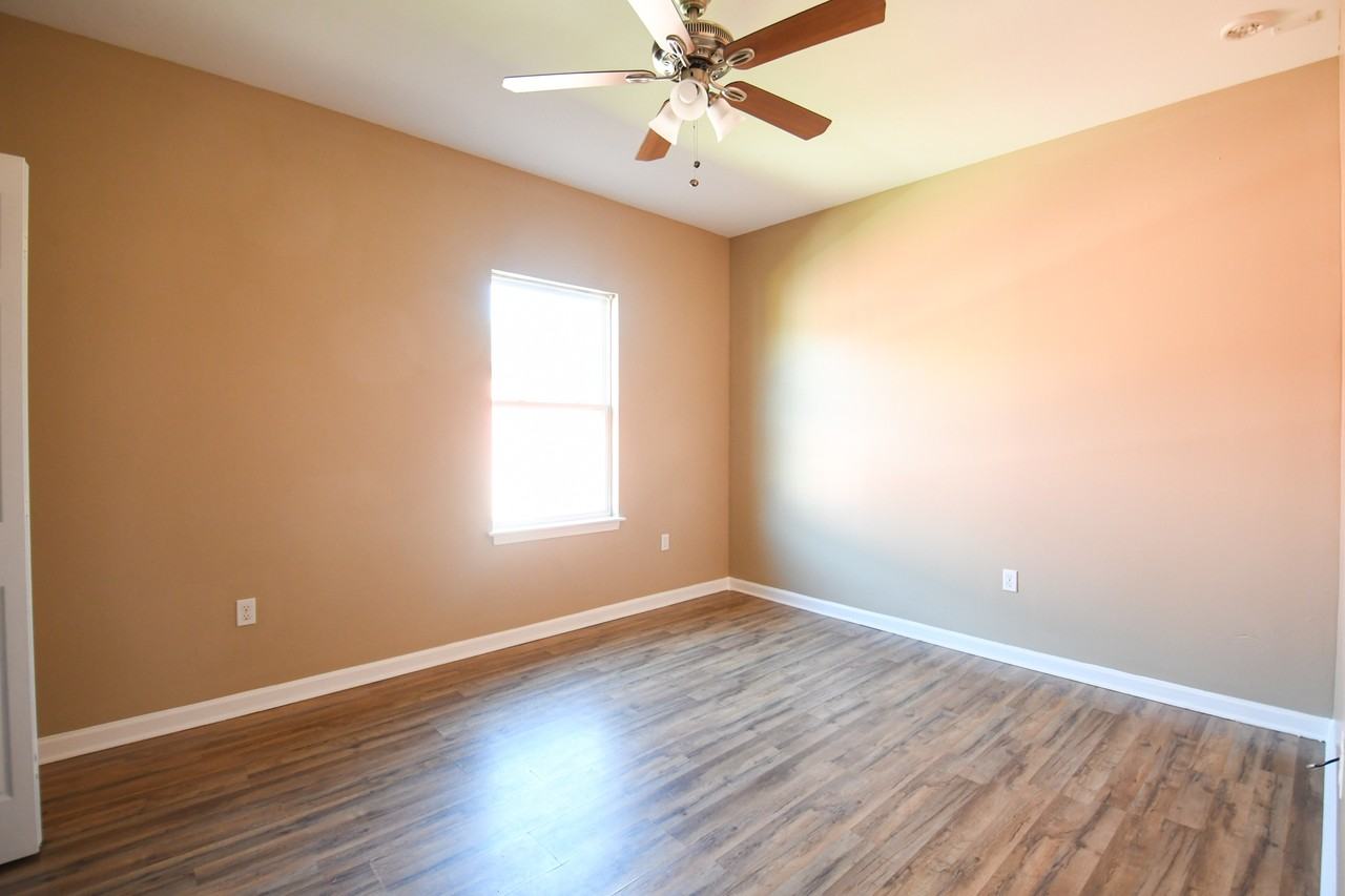 1927 Tricou St #1 - Photo 7 of 7