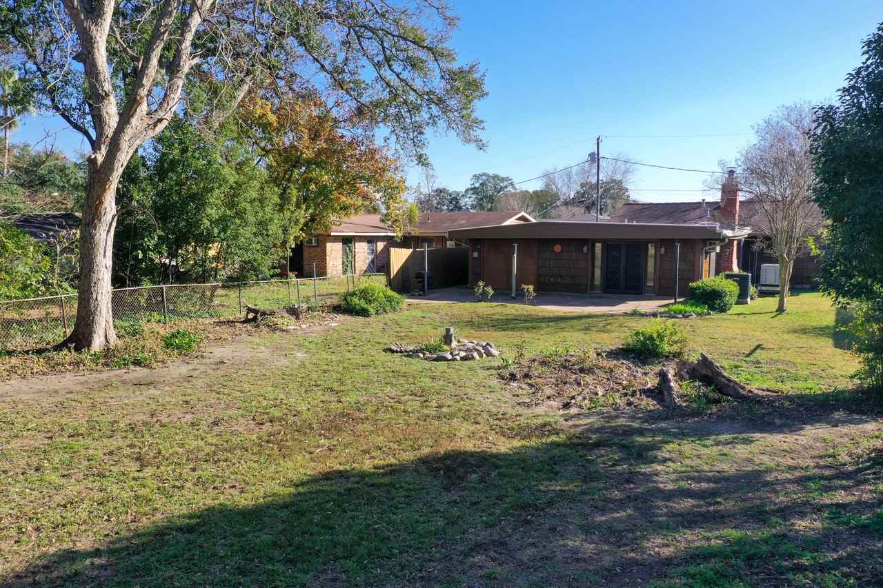 3717 Bixler St #1 - Photo 2 of 10