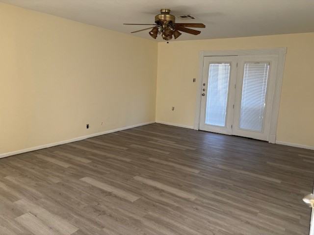 902 N 1st St #1 - Photo 3 of 11