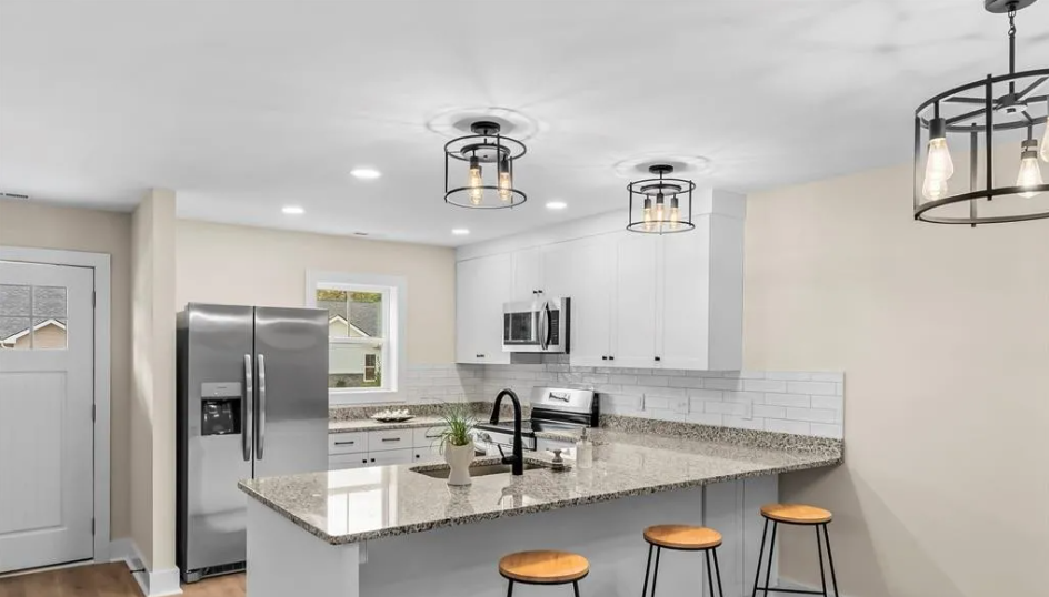 204 Beacon Ave #1 - Photo 2 of 15