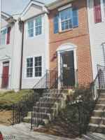 featured image of 63 63 Boyd St   1 Room #1