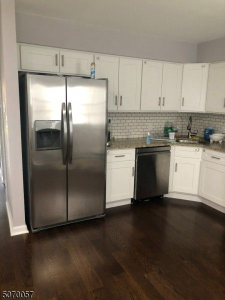 63 63 Boyd St   1 Room #1 - Photo 4 of 12