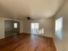 featured image of 762 W 21st St