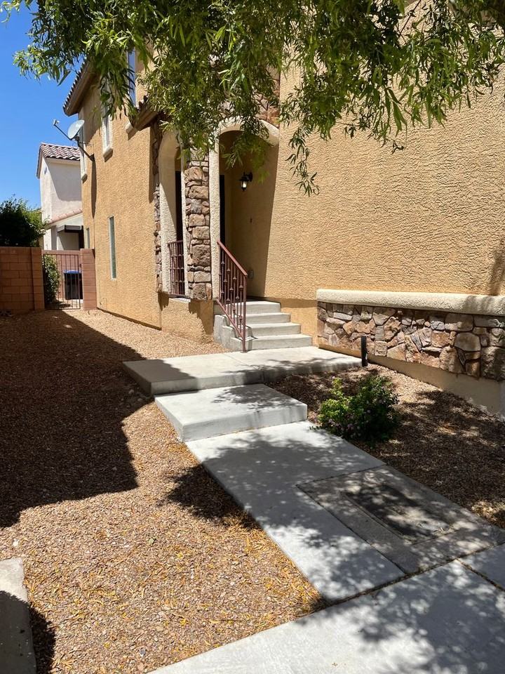 1133 Via Rocca - Photo 3 of 16