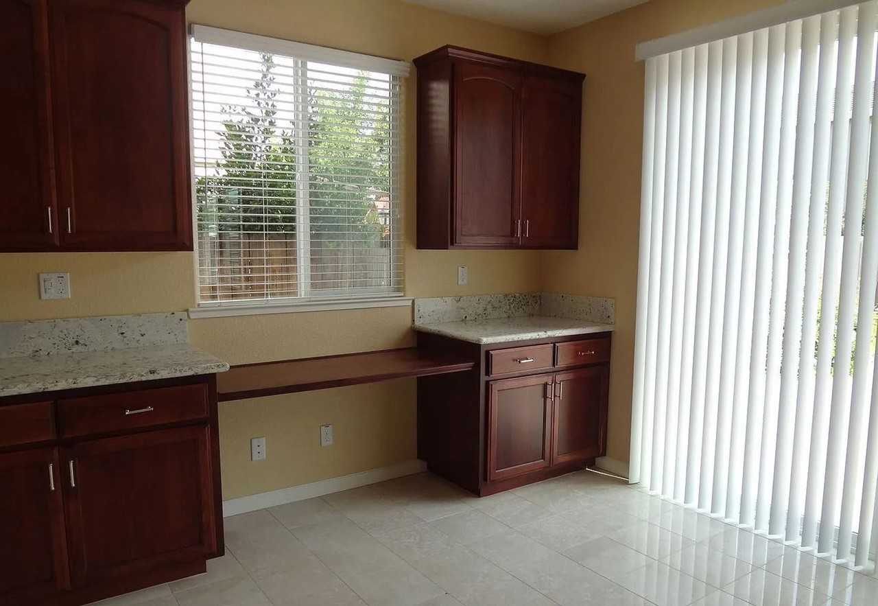 1210 Imperial Lily Dr - Photo 5 of 12